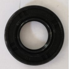 Сальник  бензопилы 15х28х4,5 коленвала 55,245,246,250,251,254,256,350,362 правый, сторона сцепления. Замена для арт. YD45007-95021.