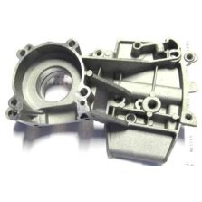 Картер бензопилы 137,142 правая половина