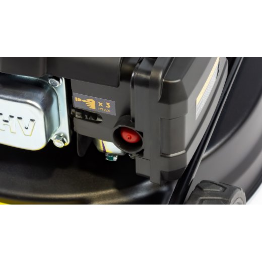 Изображение Газонокосилка Бензиновая CHAMPION LM4222, 3 л.с.