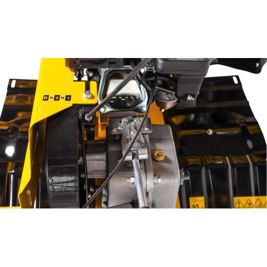 Изображение Мотоблок бензиновый CHAMPION BC8833, 5.15 л.с.