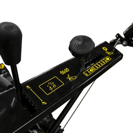 Изображение Снегоуборщик  CHAMPION ST655, 6,5 л.с.