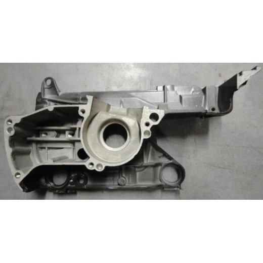 Картер бензопилы 245,254 правая половина (См. арт. 4001002141P)