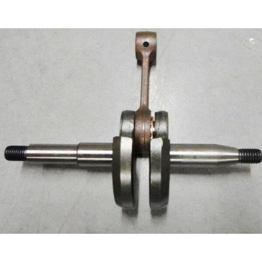 Коленвал бензопилы 240